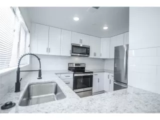 Photo #5: 4293378 Listing 