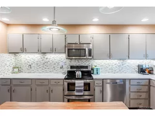 Photo #2: 4293563 Listing