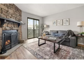 Photo #5: 4295697 Listing