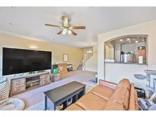 Photo #2: 4296108 Listing 