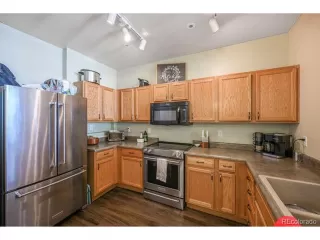 Photo #3: 4296108 Listing 