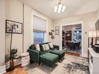 Photo #5: 4296475 Listing