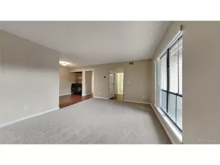 Photo #2: 4299334 Listing