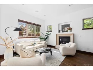 Photo #3: 4300677 Listing 