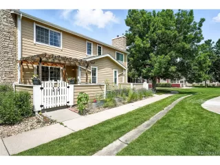 Photo #2: 4301870 Listing 