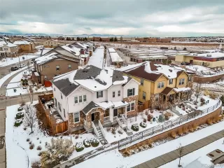 Photo #2: 4302966 Listing