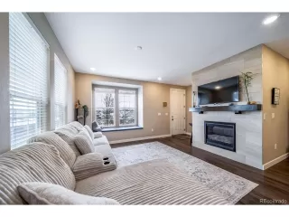 Photo #6: 4302966 Listing