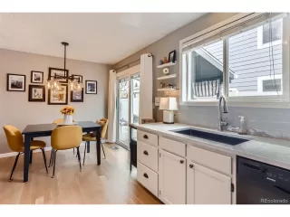 Photo #4: 4303134 Listing