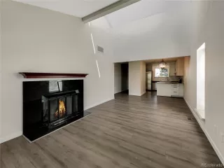 Photo #2: 4304690 Listing