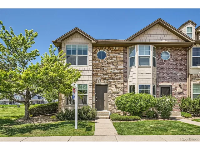 MLS: 4306405 Condo For Sale