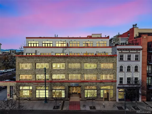 MLS: 4307164 Condo For Sale