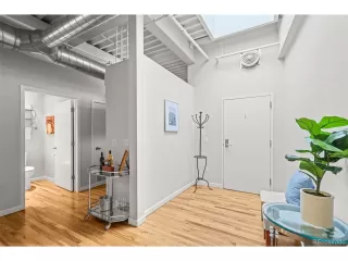 Photo #4: 4307164 Listing 