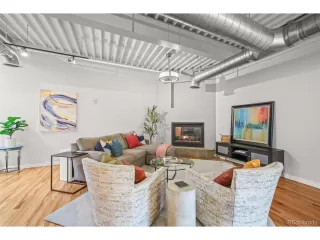 Photo #6: 4307164 Listing 