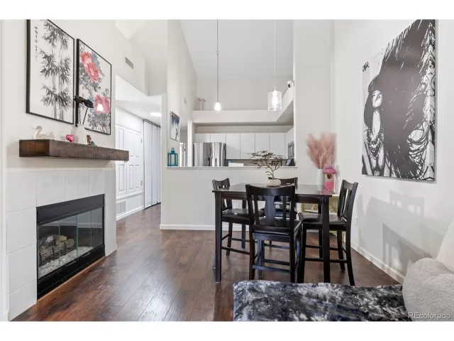 MLS: 4308119 Condo For Sale