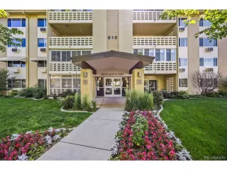 Photo #2: 4309269 Listing