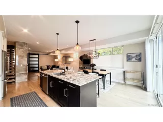 Photo #4: 4309533 Listing