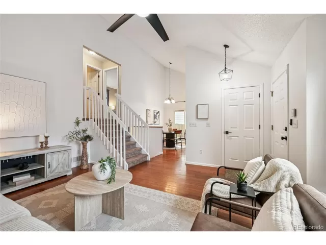 MLS: 4310634 Condo For Sale