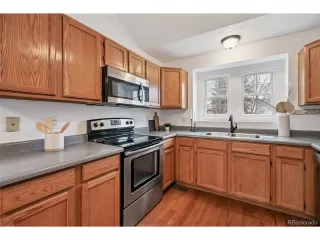 Photo #5: 4310634 Listing