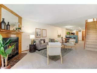 Photo #4: 4313348 Listing 