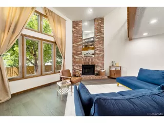 Photo #3: 4314477 Listing