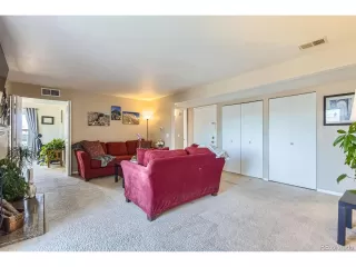 Photo #4: 4314621 Listing