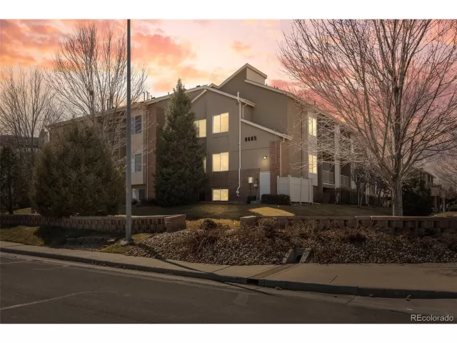 MLS: 4315700 Condo For Sale