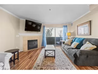 Photo #4: 4315700 Listing