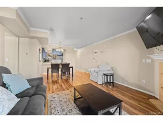 Photo #6: 4315700 Listing