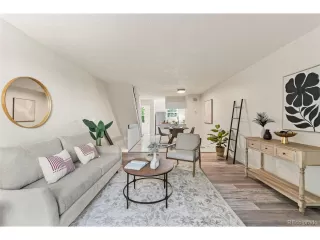 Photo #4: 4319908 Listing