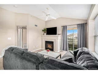 Photo #3: 4320779 Listing 