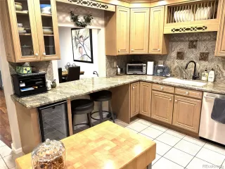 Photo #6: 4320811 Listing