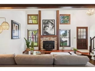 Photo #6: 4321446 Listing