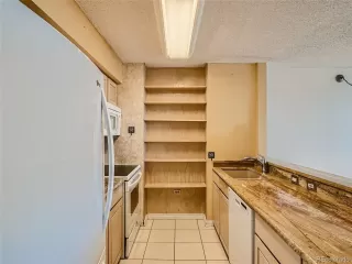Photo #5: 4323330 Listing 