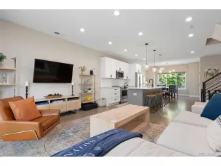 Photo #6: 4324515 Listing