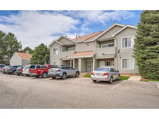 MLS: 4325794 Condo For Sale