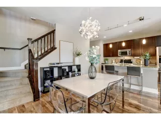 Photo #6: 4326158 Listing