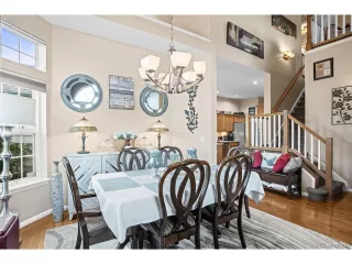 Photo #5: 4327425 Listing 