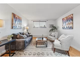 Photo #2: 4328657 Listing