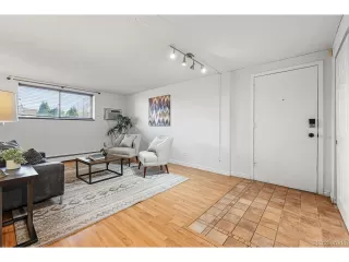 Photo #3: 4328657 Listing