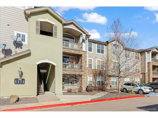 MLS: 4329547 Condo For Sale