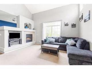 Photo #3: 4330559 Listing 