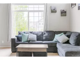 Photo #4: 4330559 Listing 