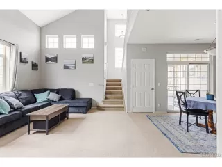 Photo #6: 4330559 Listing 