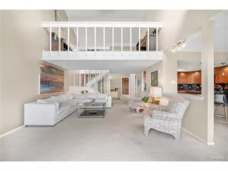 Photo #4: 4331402 Listing 