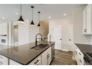 Photo #3: 4334251 Listing 