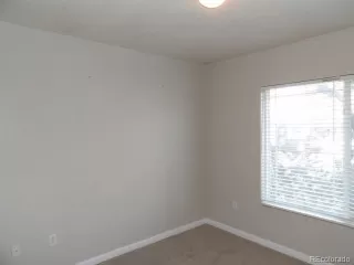 Photo #4: 4334270 Listing 