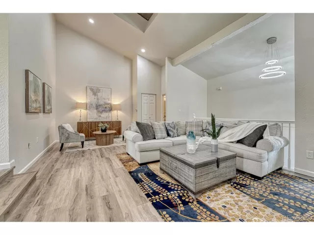 MLS: 4335687 Condo For Sale