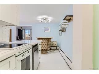 Photo #3: 4335835 Listing