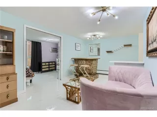 Photo #5: 4335835 Listing