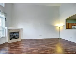 Photo #2: 4336034 Listing